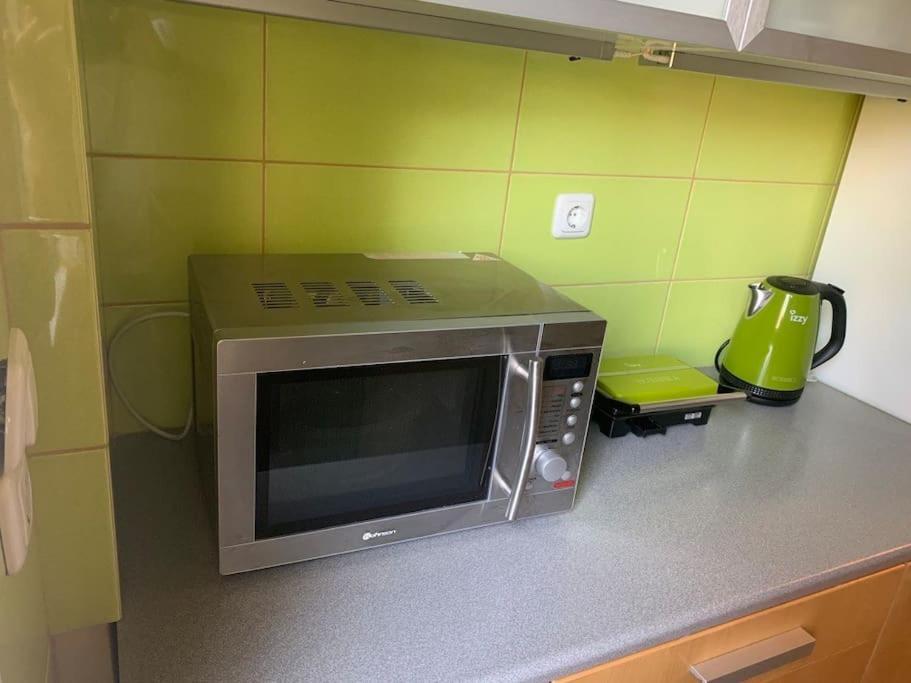 Cozy Flat In Centre - 30 Secs Walking Ampelokipoi Metro Station